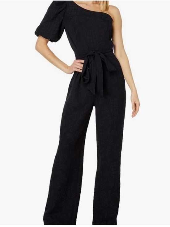 Lilly Pulitzer Pants - Lilly Pulitzer Black Brialyn One Shoulder Jumpsuit Size O

Smoke free home